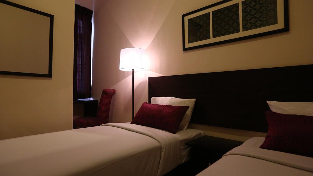 Seri Raha Hotel Sepang Room photo